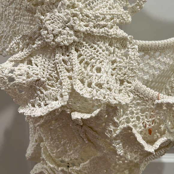 NWT Cult Gaia Nazanin Crochet Halter Top Off White M - Picture 8 of 9